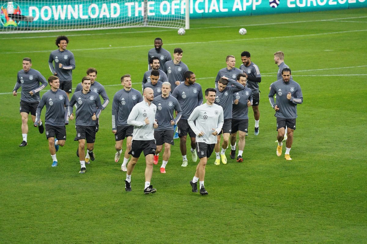 Joachim Low a lăudat un compartiment al naționalei României: „Acolo sunt puternici!” » Imagini de la antrenamentul nemților