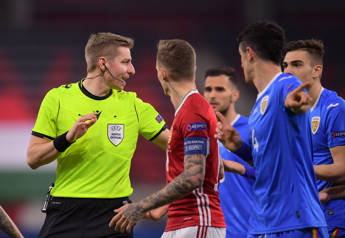Două gafe uriașe la Budapesta! România, dezavantajată clar de arbitraj: „O mizerie!”
