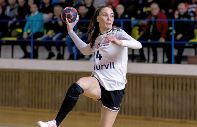 Râmnicu Vâlcea, înfrângere dură în manșa tur a „sferturilor” EHF European Handbal!