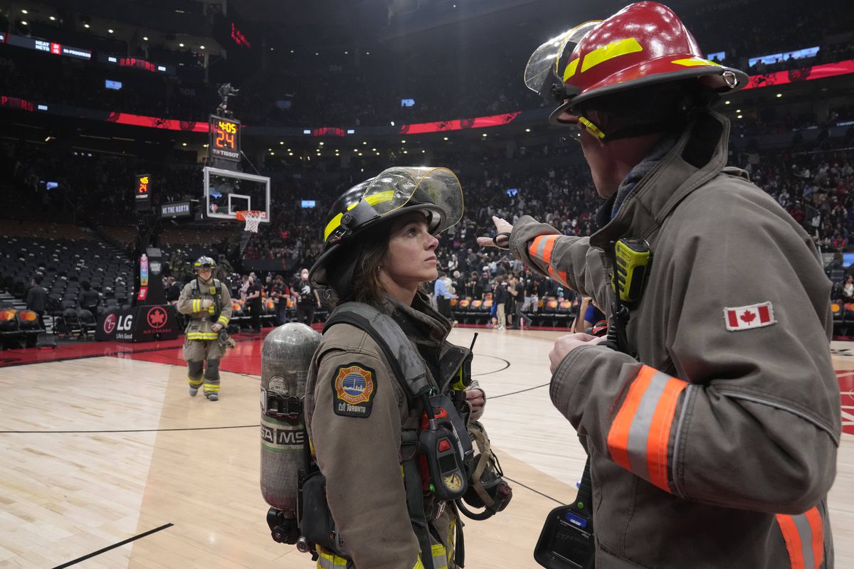 Incendiu în NBA, la meciul Toronto Raptors - Indiana Pacers