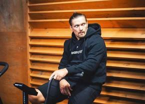 Rușii au cucerit satul și s-au instalat în casa „greului” Usyk: „Salvați-i urgent! Doar asta contează acum”