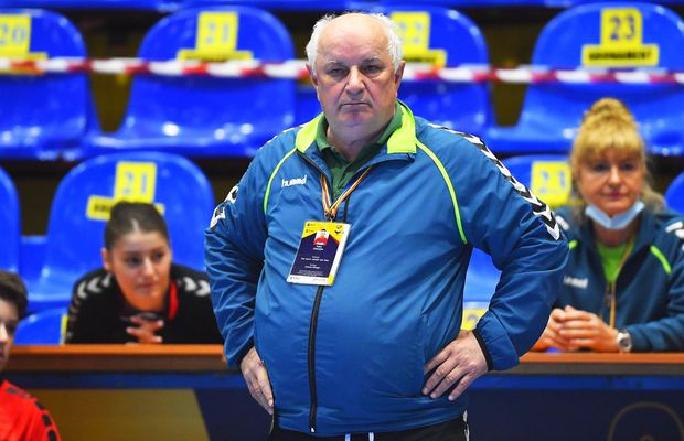 „Comportament barbar, ne jignește!” » Acuzații GRAVE împotriva lui Gheorghe Tadici: „Colega noastră a ajuns la psiholog!” » Reacția antrenorului: „E posibil să le mai fi înjurat, nu mă cenzurez!”