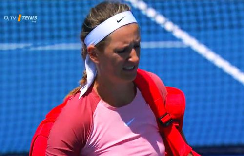 Linda Fruhvirtova (16 ani, 279 WTA) s-a calificat în optimile de finală ale turneului de 1.000 de puncte de la Miami. Cehoaica a profitat de abandonul Victoriei Azarenka (32 de ani, 16 WTA), la scorul de 6-2, 3-0.