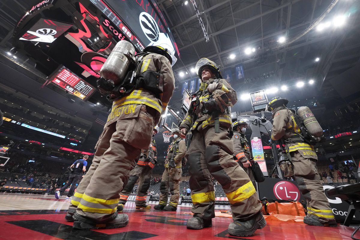 Incendiu în NBA, la meciul Toronto Raptors - Indiana Pacers