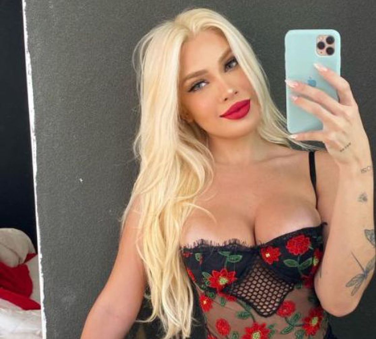 Starul naționalei Braziliei, eclipsat de iubită la meciul cu Chile de pe Maracana