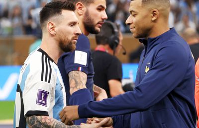 Regula FIFA anti-comisioane pentru impresari a picat. Ce s-a întâmplat