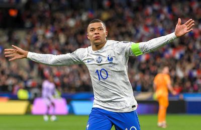 Mbappe îl poate depăși azi pe Platini, la doar 24 de ani! Ce trebuie să se întâmple