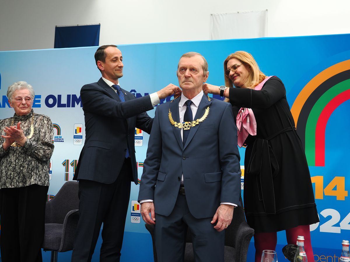 COSR aniversează astăzi 110 ani de la înființare! » Dan Grecu şi Viorica Viscopoleanu au primit Colanul de Aur