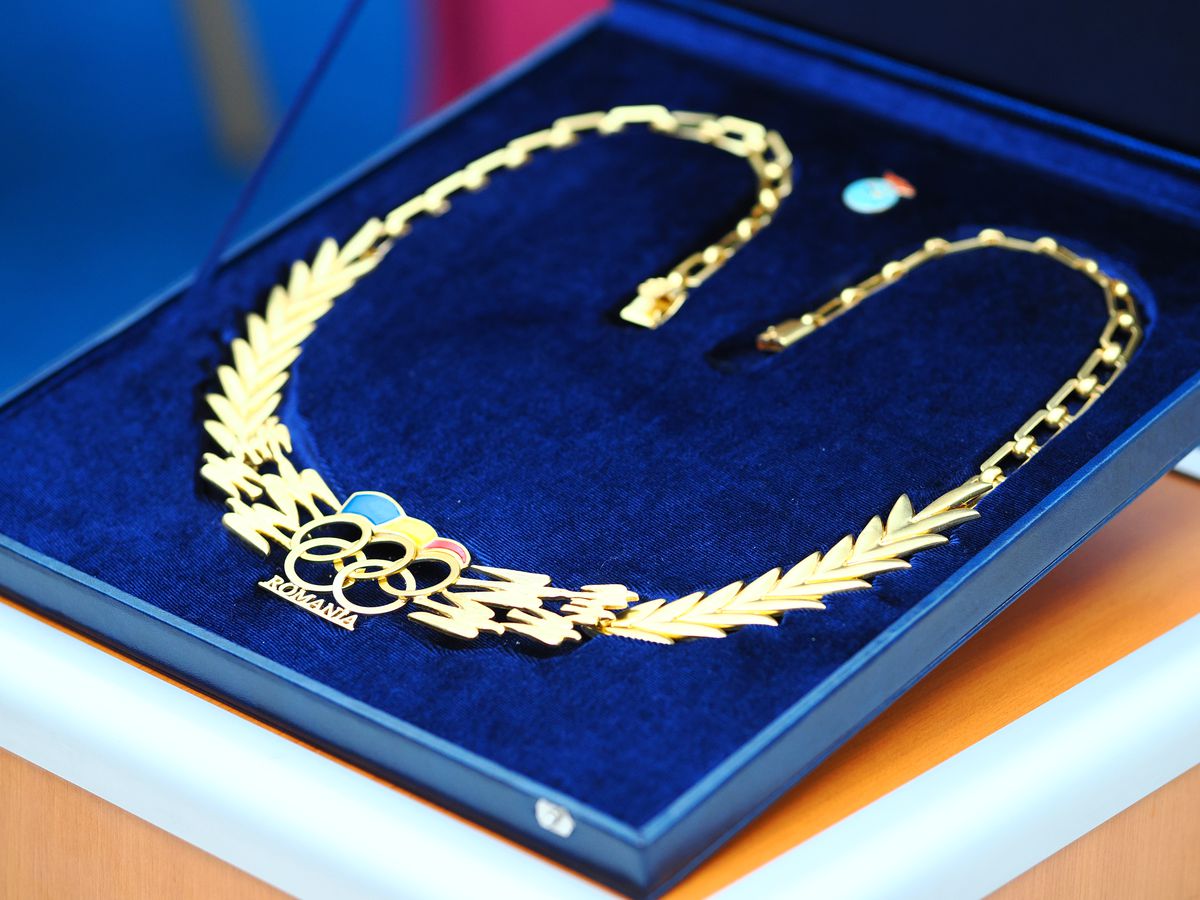 COSR aniversează 110 ani! Dan Grecu și Viorica Viscopoleanu au primit Colanul de Aur