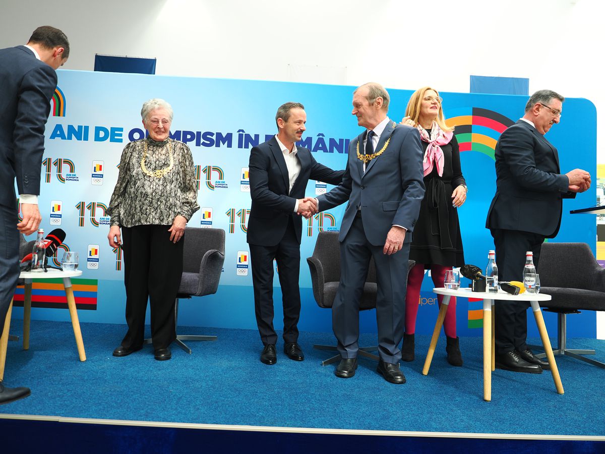 COSR aniversează astăzi 110 ani de la înființare! » Dan Grecu şi Viorica Viscopoleanu au primit Colanul de Aur