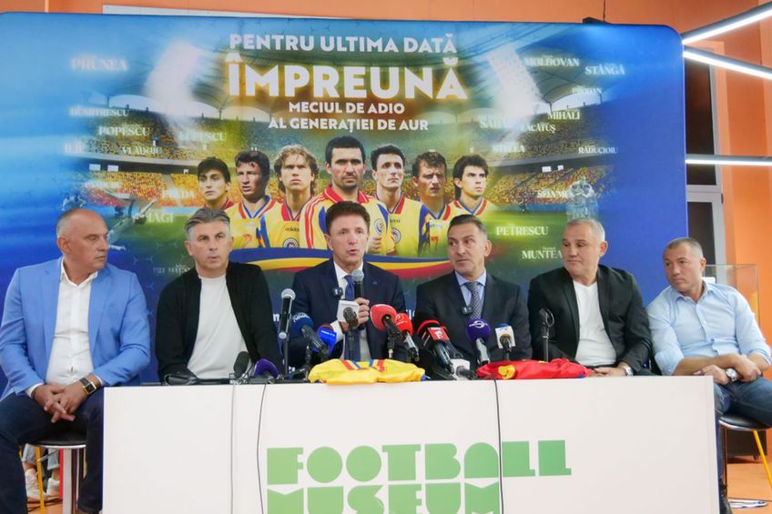 Ionuț Lupescu (al doilea de la stânga la dreapta) a criticat jocul naționalei României după amicalul cu Columbia