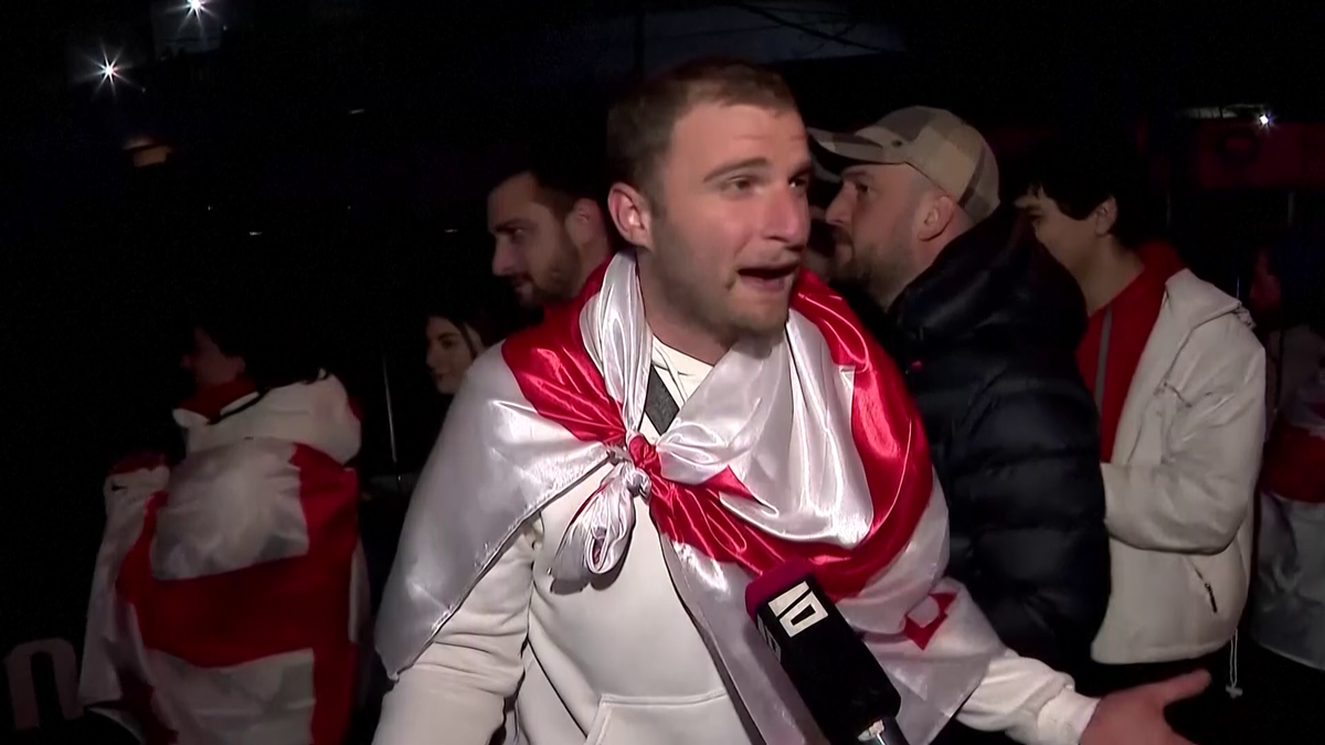 A fost noapte albă pe străzile din Tbilisi! » Mii de georgieni au sărbătorit cu jucătorii calificarea istorică la Euro