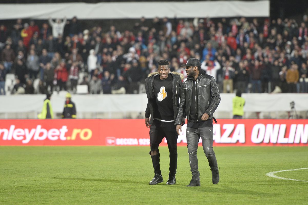 DINAMO // Patrick Ekeng