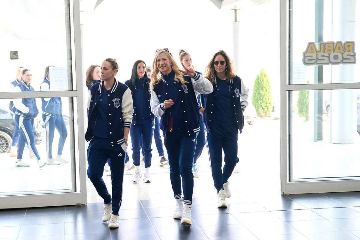 Handbalistele Dunării Brăila, vizită în showroom pentru noul Renault 5: „O experiență unică”