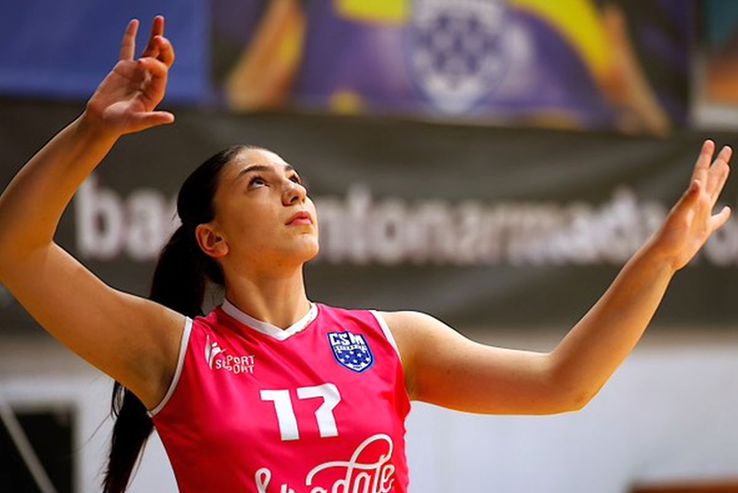 Bianca Cucu are doar 14 ani / Sursă foto: Facebook