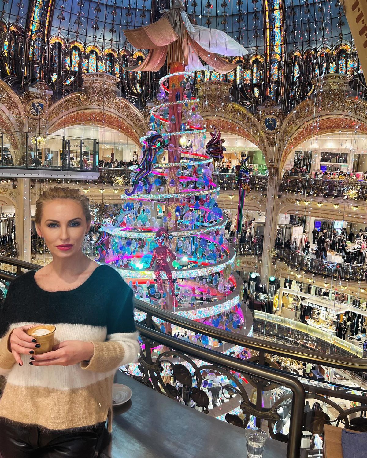 L-a înnebunit pe Mara la „Divizia Sexy” și a fost prima asistentă de la „Neața cu Răzvan și Dani” » Incredibil cum arată Andreea Spătaru la 40 de ani!