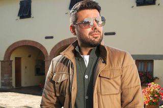 „Greu de digerat” » Mutu intervine pentru jucătorul criticat de Lucescu: „Vrea să-l trezească”