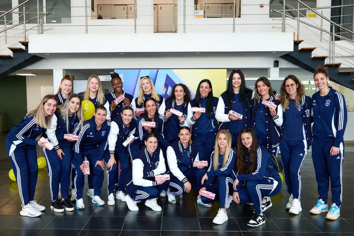 Handbalistele Dunării Brăila, vizită în showroom pentru noul Renault 5: „O experiență unică”