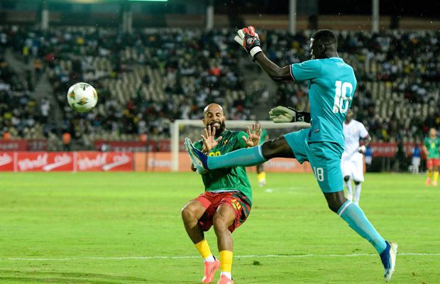 Un nou scandal de trucaj pentru pariuri: portarul naționalei, filmat în timp ce ar discuta aranjamentul » Uluitor ce goluri a putut să încaseze!