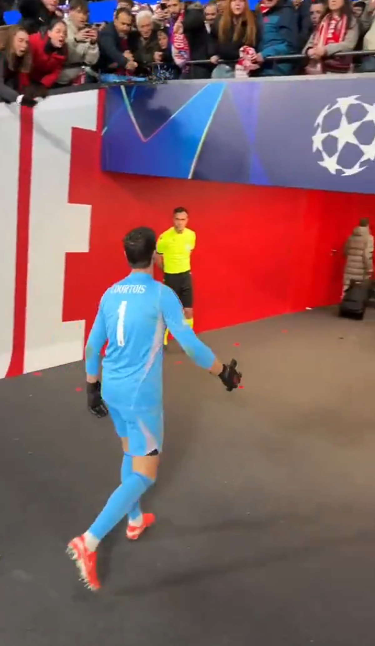 4 fotbaliști de la Real Madrid vor fi anchetați de UEFA, în urma gesturilor scandaloase de la finalul meciului!