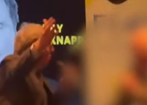 Celebrul antrenor englez e acuzat că a făcut salutul nazist pe scenă, după ce l-a numit pe Thomas Tuchel „spion german”!