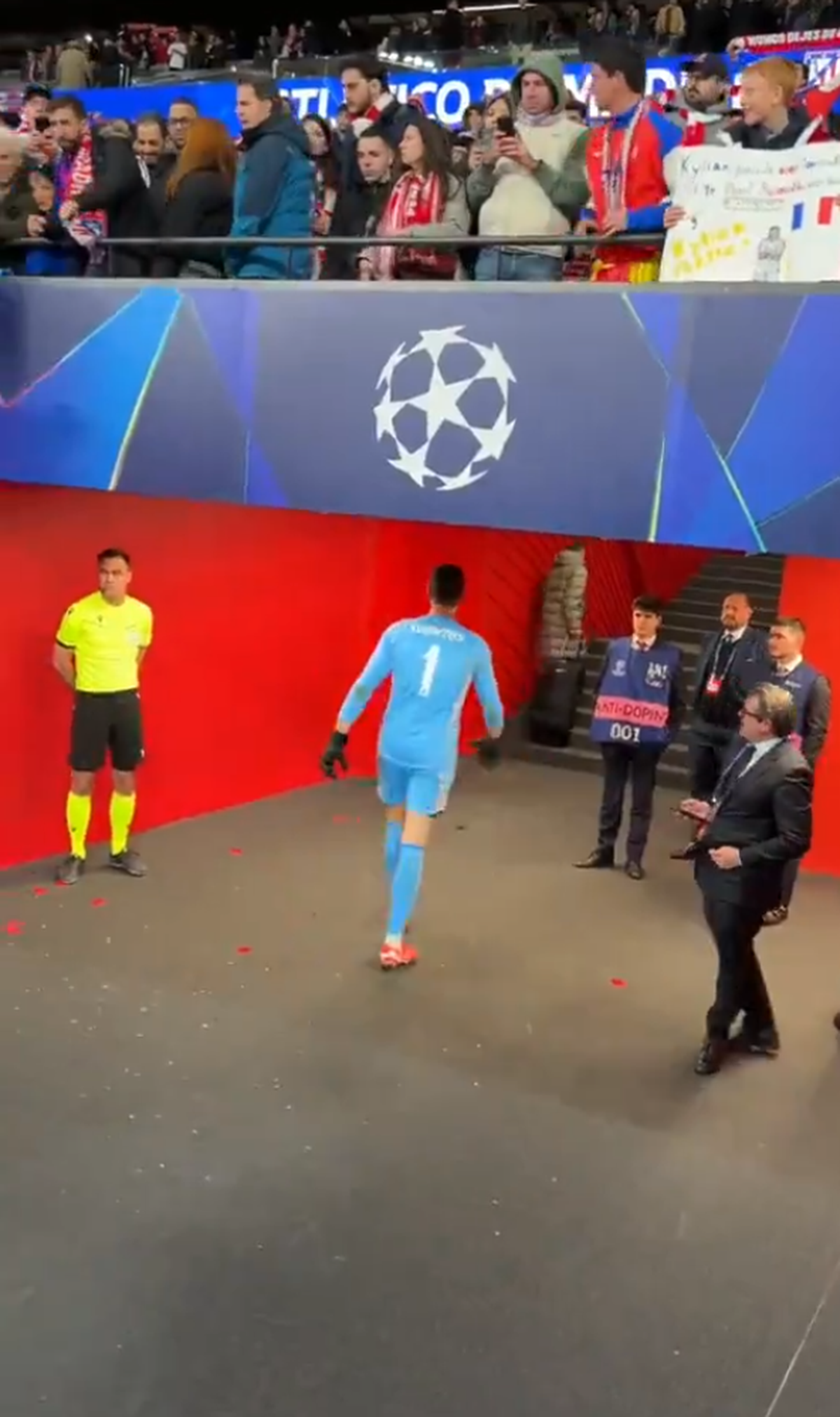 4 fotbaliști de la Real Madrid vor fi anchetați de UEFA, în urma gesturilor scandaloase de la finalul meciului!