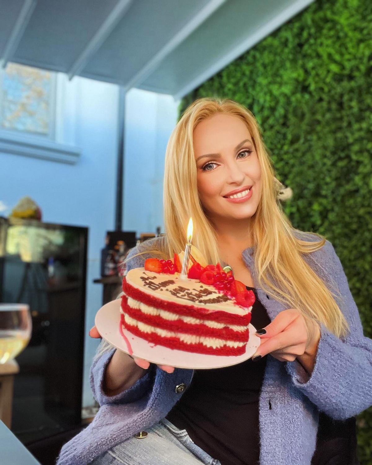 L-a înnebunit pe Mara la „Divizia Sexy” și a fost prima asistentă de la „Neața cu Răzvan și Dani” » Incredibil cum arată Andreea Spătaru la 40 de ani!