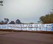 Banner-ul afișat de fanii celor de la Farul // foto: facebook