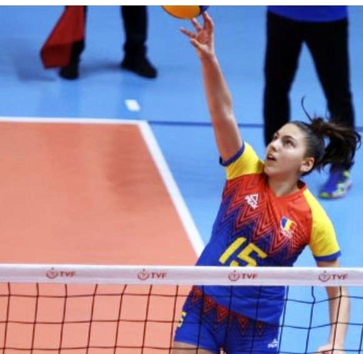 Transfer de răsunet pentru fenomenul din voleiul românesc » La 15 ani, sportiva care poartă 46 la picior a semnat într-un campionat de top al lumii: „Vreau să trec la un nivel superior”