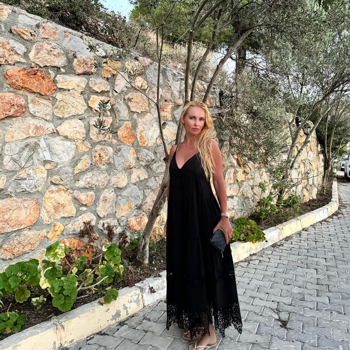 L-a înnebunit pe Mara la „Divizia Sexy” și a fost prima asistentă de la „Neața cu Răzvan și Dani” » Incredibil cum arată Andreea Spătaru la 40 de ani!