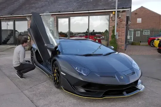 Lamborghini-ul vândut de Marcus Rashford // foto: X