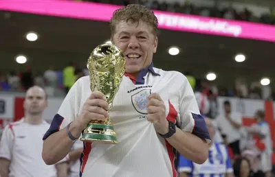 Își vinde casa pentru a merge la Cupa Mondială » Câți bani cere