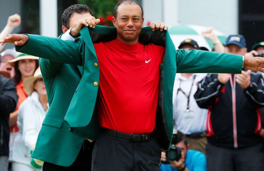 Marca a făcut bilanțul căderii lui Tiger Woods: relații sexuale cu peste 100 de femei, suma URIAȘĂ pierdută la partaj + beție la volan