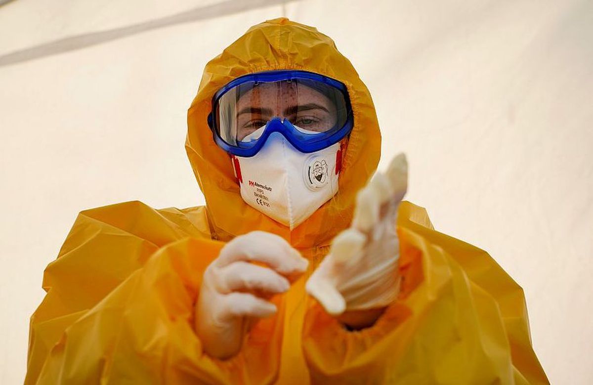 Amenzi în România pentru nepurtarea măștilor și mănușilor de protecție. Sancțiuni între 500 și 1.500 de lei