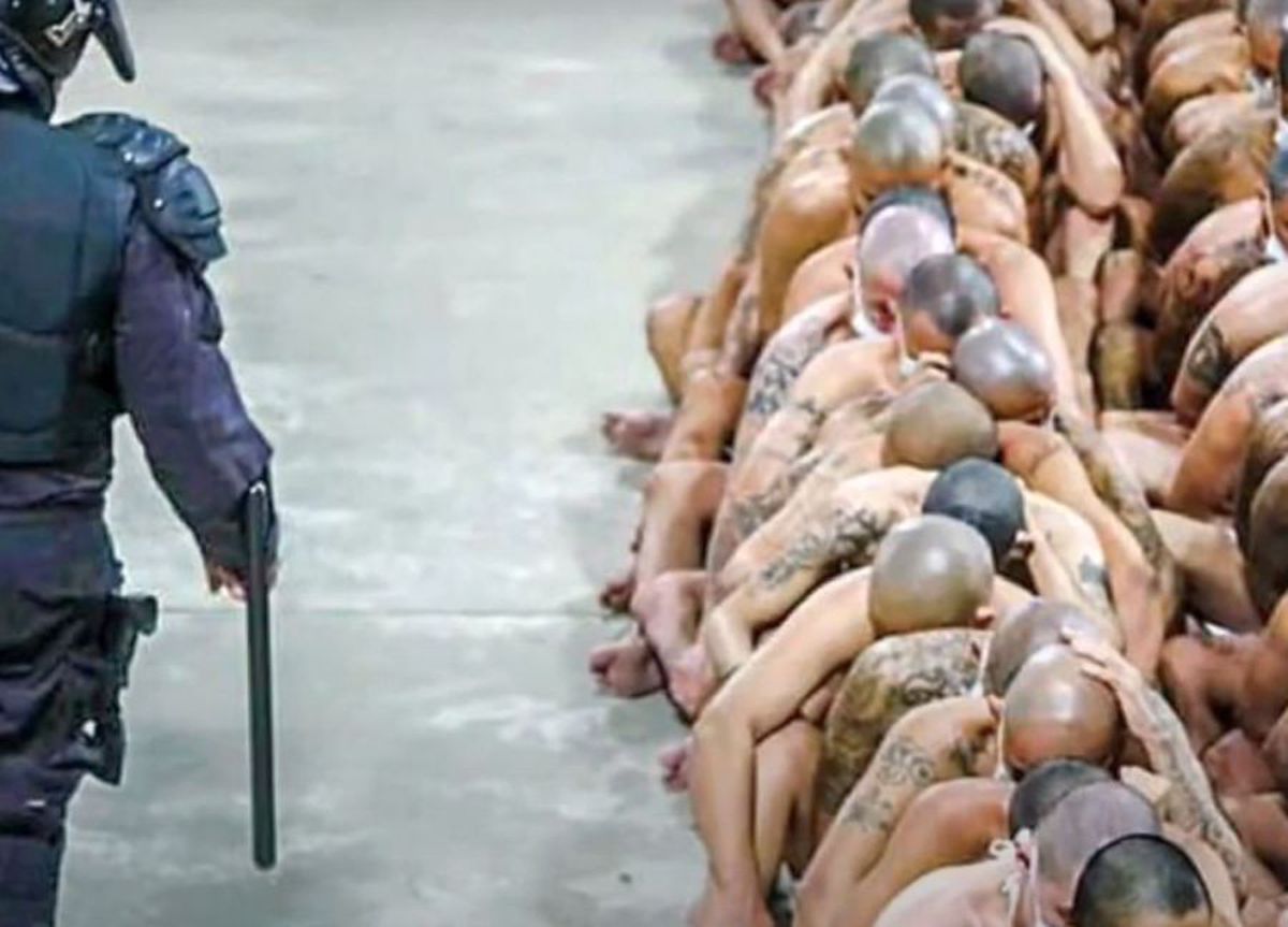 Imagini HALUCINANTE în El Salvador » Condițiile șocante pe care le suportă deținuții + măsura-ȘOC luată de președinte