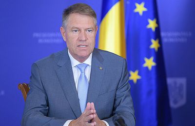 Klaus Iohannis anunță două noi intervale în care bătrânii pot ieși din casă: „Se va schimba începând de azi, prin Ordonanță Militară”