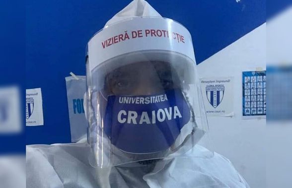Împotriva COVID-19 cu Universitatea Craiova! Chirurgul ortoped faimos în Oltenia care poartă numele clubului pe mască