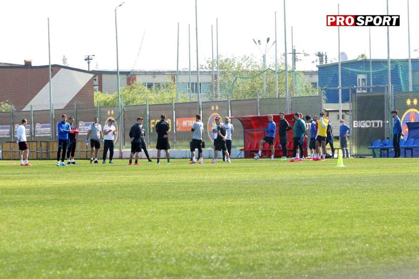 FCSB a susținut astăzi un antrenament cu întregul efectiv al echipei // foto: ProSport