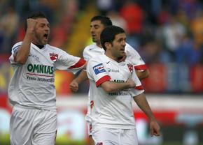 Dinamo, dueluri cruciale pentru salvare în perioada Paștelui » Istoria le surâde alb-roșilor