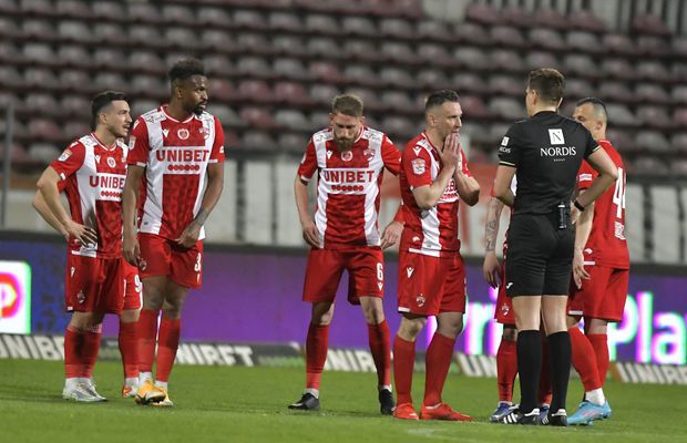 Un fost antrenor de la Dinamo îi vede pe „câini” deja în B: „N-au schimbat nimic, nu au șanse la baraj”