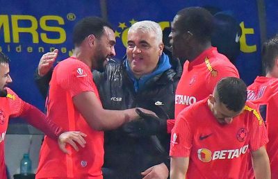 Detalii incredibile despre amatorismul de la FCSB » Un fost fundaș al Stelei a dezvăluit, un fost antrenor al roș-albaștrilor a confirmat: „Da, așa e”