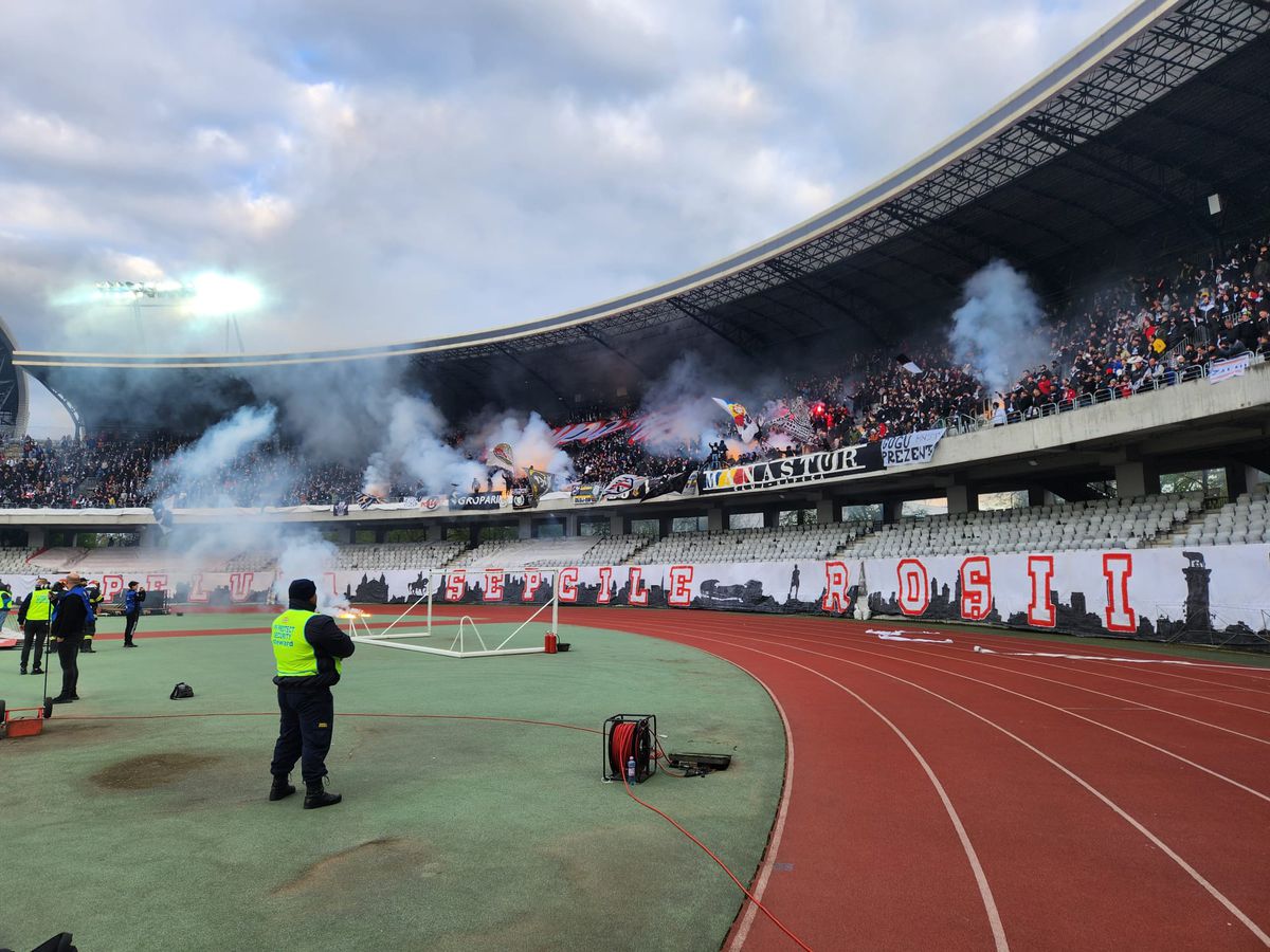 Mladinovici a fost la centru, dar Istvan Kovacs a condus U Cluj - UTA, din camera VAR! » Două decizii cruciale în semifinala Cupei României Betano