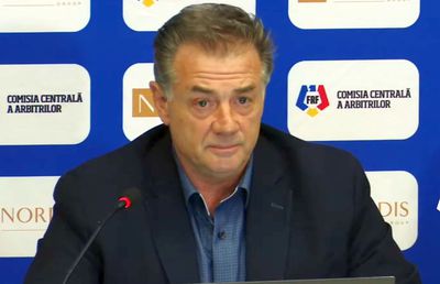 Reacția oficială a lui Kyros Vassaras, după faza de arbitraj care a scandalizat Liga 1: „Ne cerem scuze pentru eroarea lor. Arbitrul de centru nu poate fi învinuit” + Decizie cu efect imediat