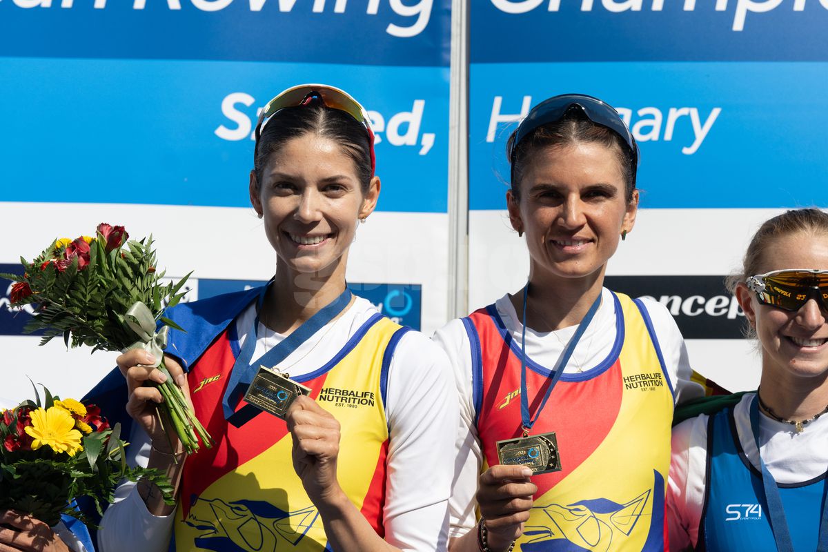 Barca de două vâsle, categorie ușoară-aur