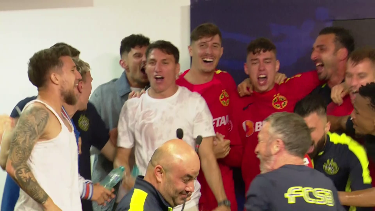 Nebunie la conferință » Jucătorii de la FCSB au intrat peste Charalambous și au declanșat fiesta