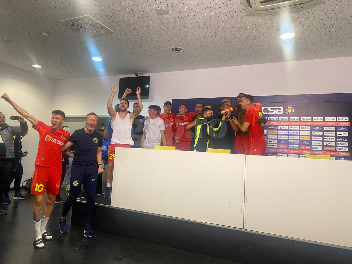 Fotbalistul cu care Becali a negociat la semafor, drum liber spre FCSB! Detaliul care face ca transferul să fie iminent