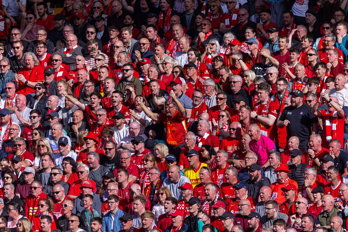 Liverpool - Tottenham, sărbătoare de titlu pentru „cormorani” // 27.04.2025