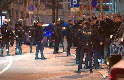 „Nenorociților, jucați fotbal! » Fanii au făcut scandal după eșecul dureros