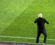 Marius Șumudică s-a dat cu capul de bancă în prima repriză din Rapid - FCSB: „Ăla e fundaș central, bă băiatule, bă?!”