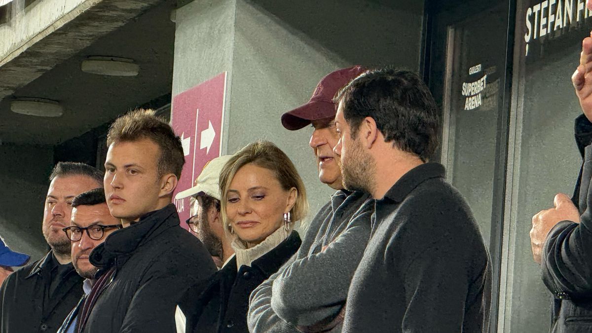 Tribună oficială înțesată de VIP-uri la Rapid - FCSB » Șucu și Angelescu au venit alături de soții
